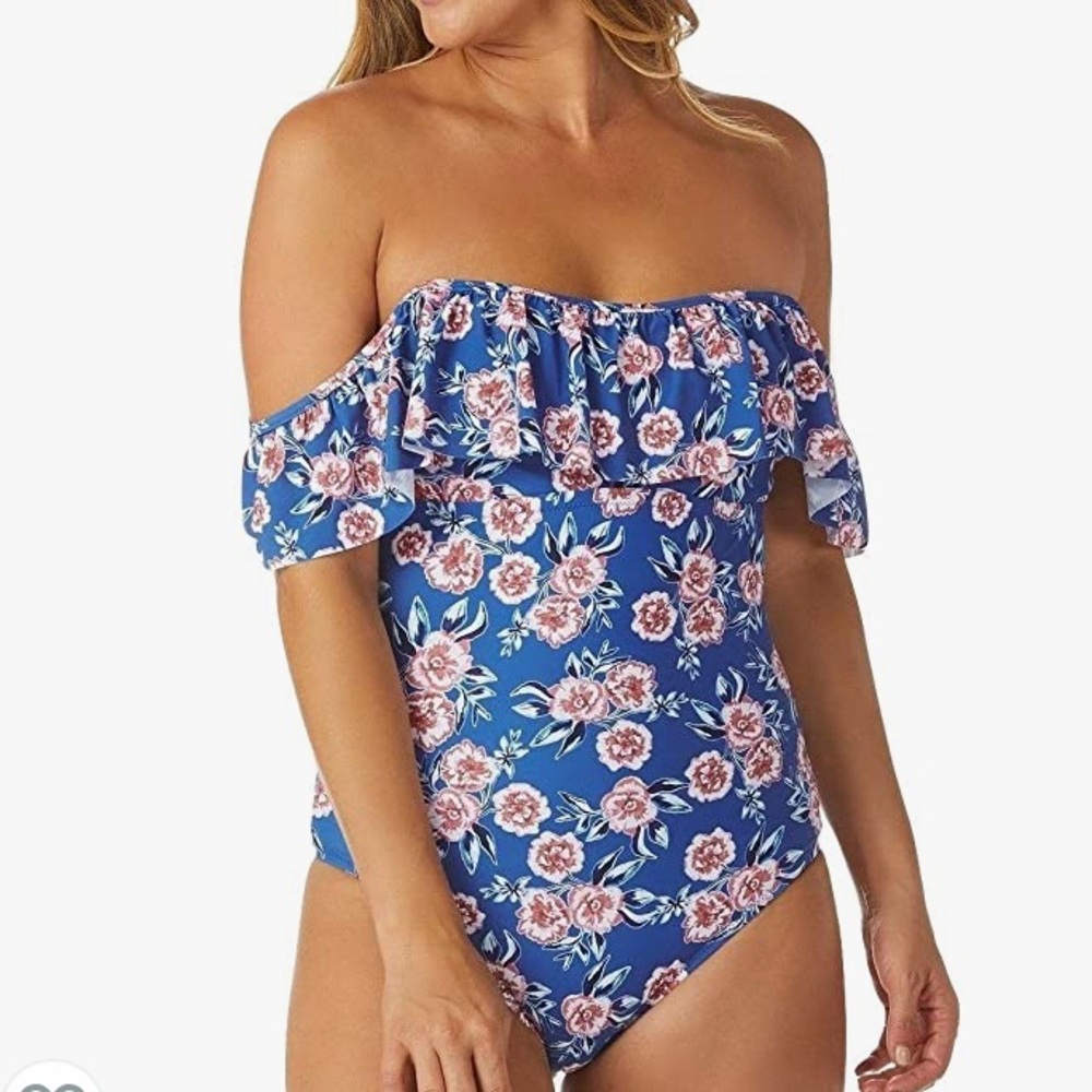 Raisins Isla Ruffled Off Shoulder One apiece XL